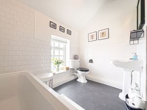 Photo 27- click for photo gallery